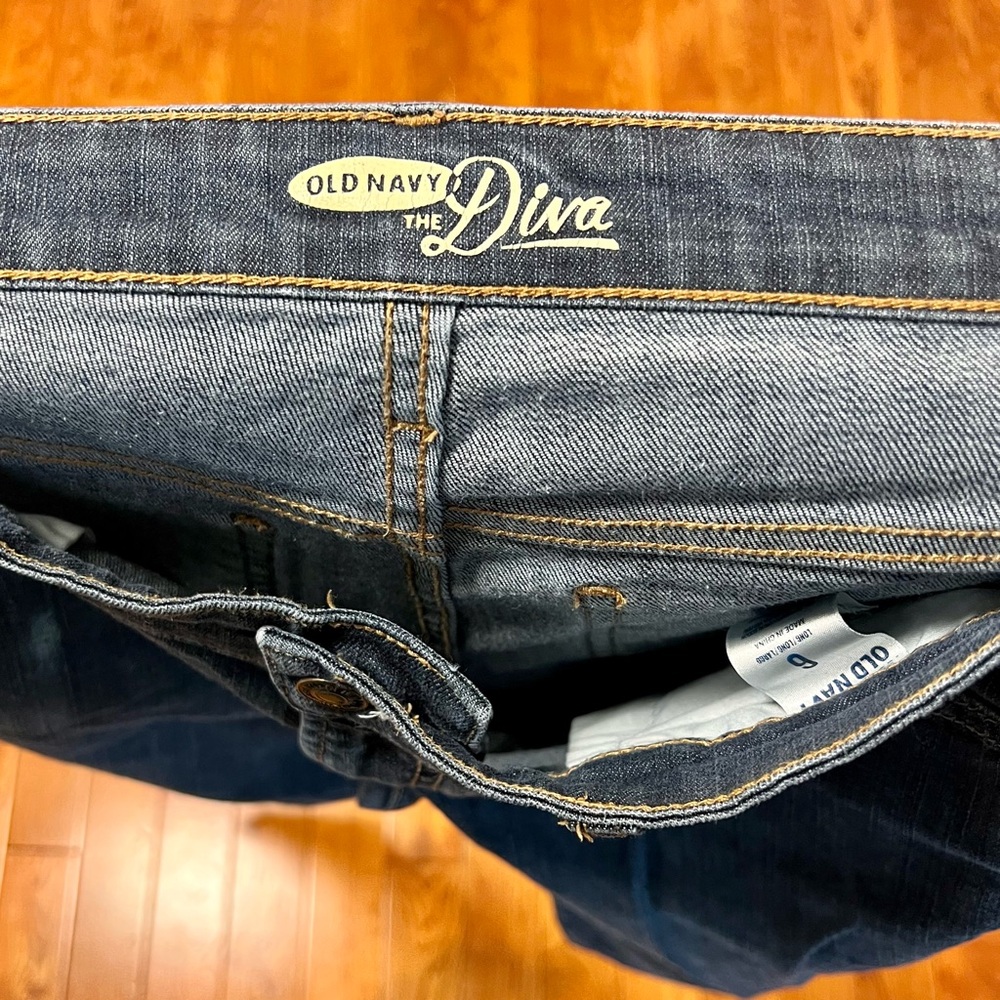 Old Navy Blue Skinny Jeans with Distressed Details New Without Tags - Picture 5 of 7